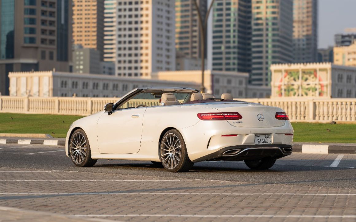 Mercedes E450 COUPE - image 5