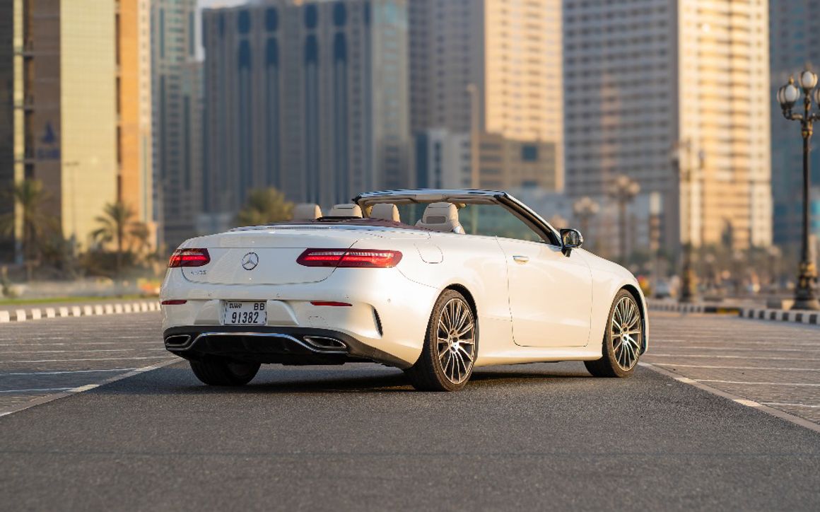 Mercedes E450 COUPE - image 7