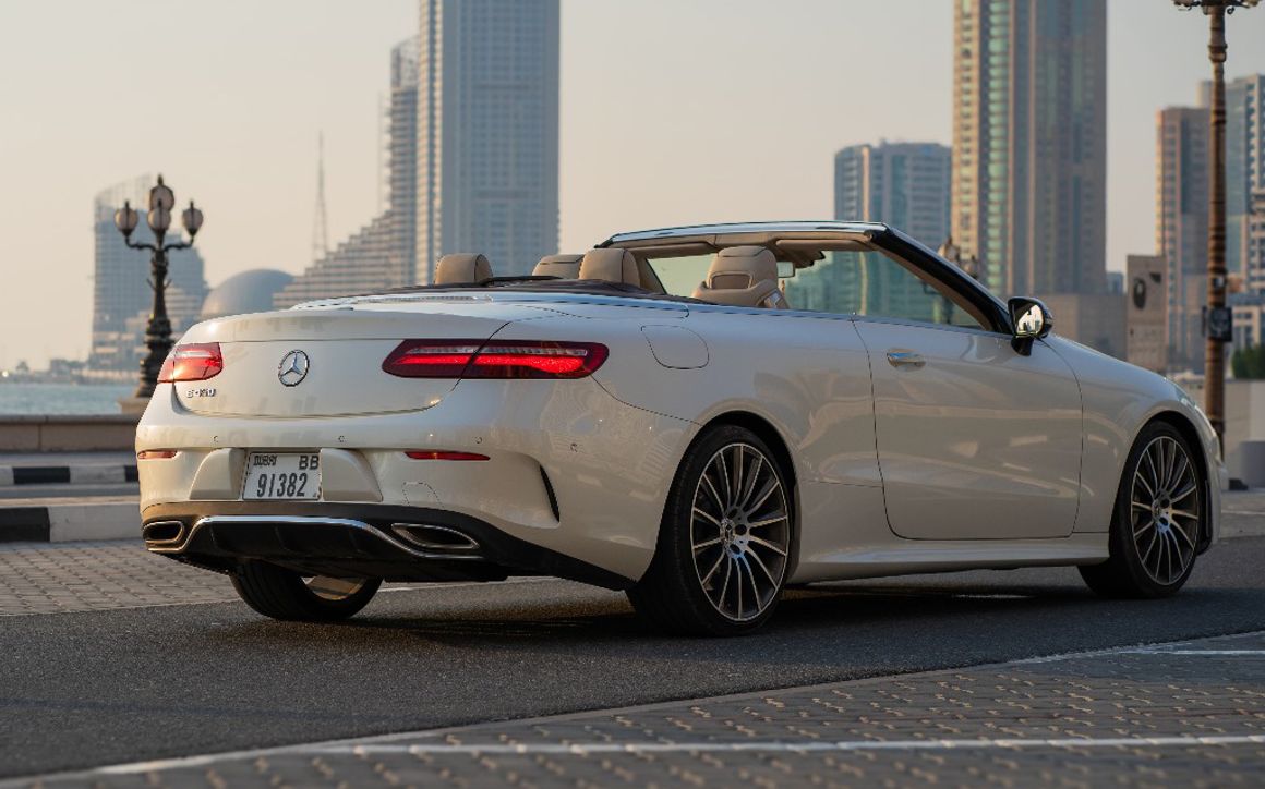 Mercedes E450 COUPE - image 9