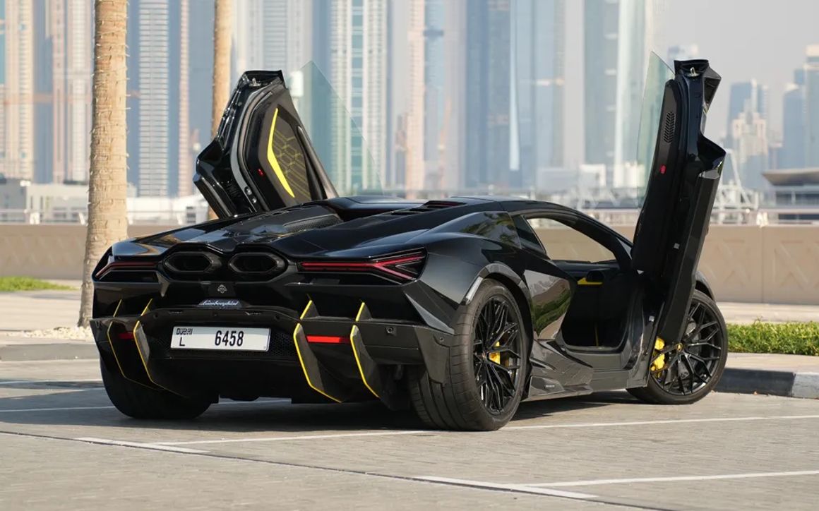 LAMBORGHINI REVUELTO - image 5