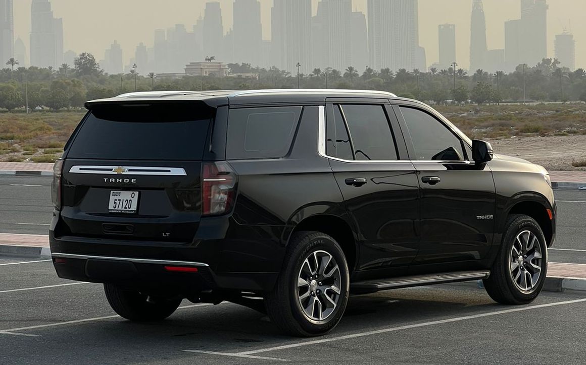 CHEVROLET TAHOE - image 3
