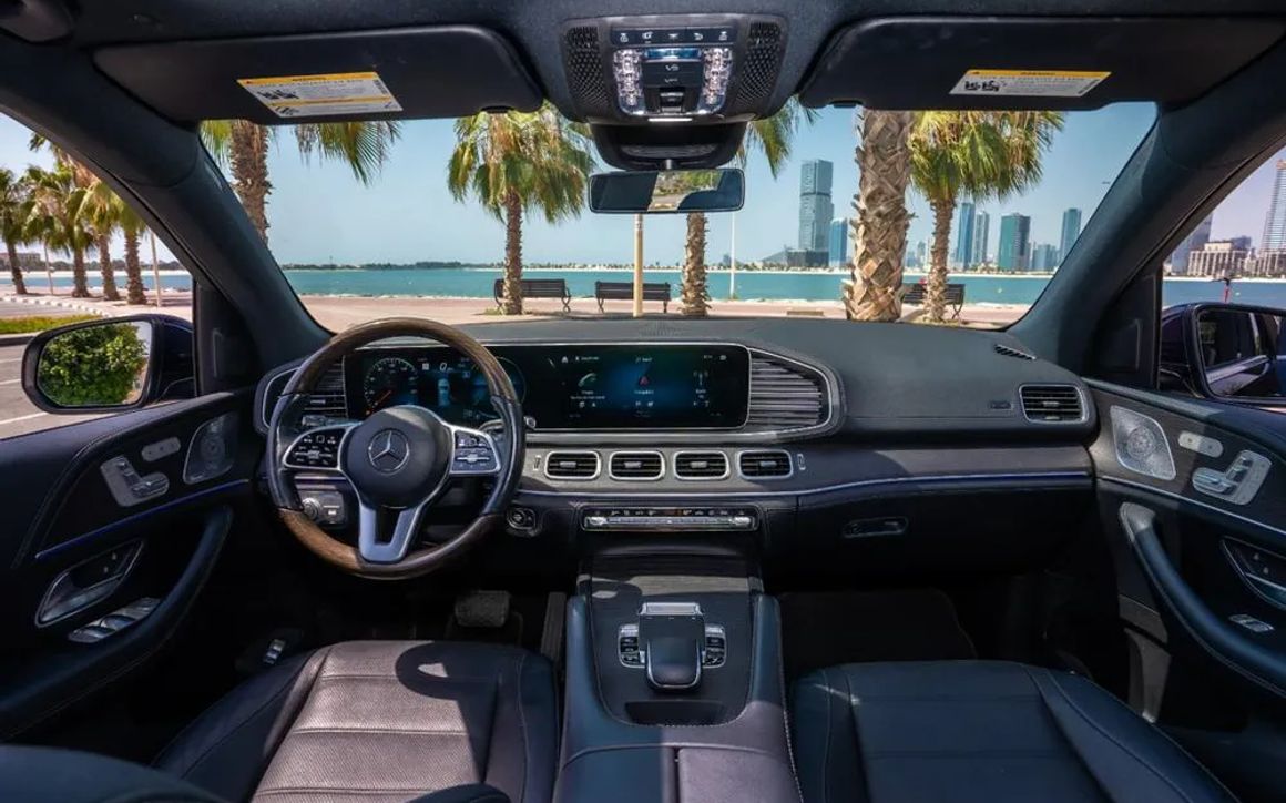 MERCEDES GLE53 - image 11