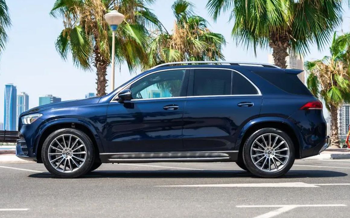 MERCEDES GLE53 - image 2