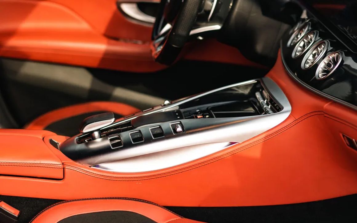 MERCEDES AMG GT - image 14