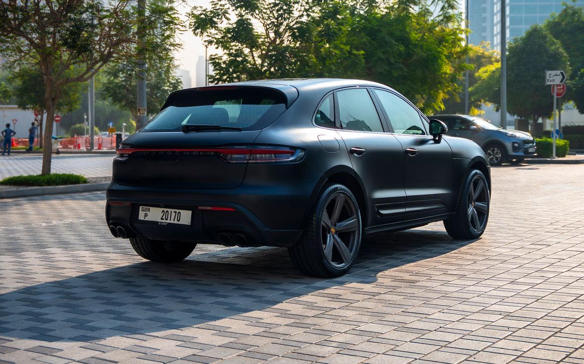 Porsche Macan T - image 8