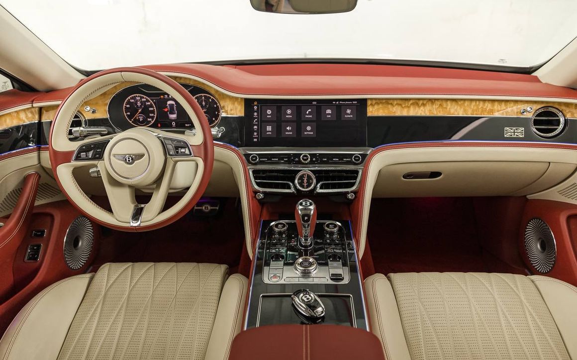 Bentley Flying Spur - image 7