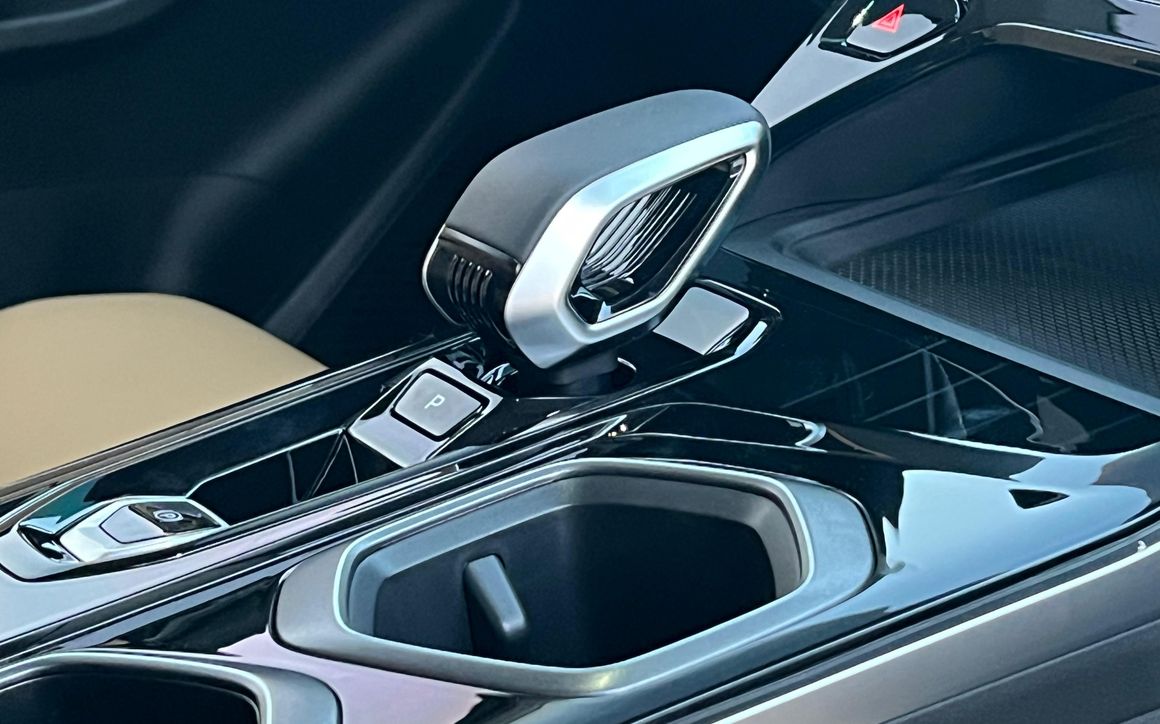 GEELY STARRAY - image 15