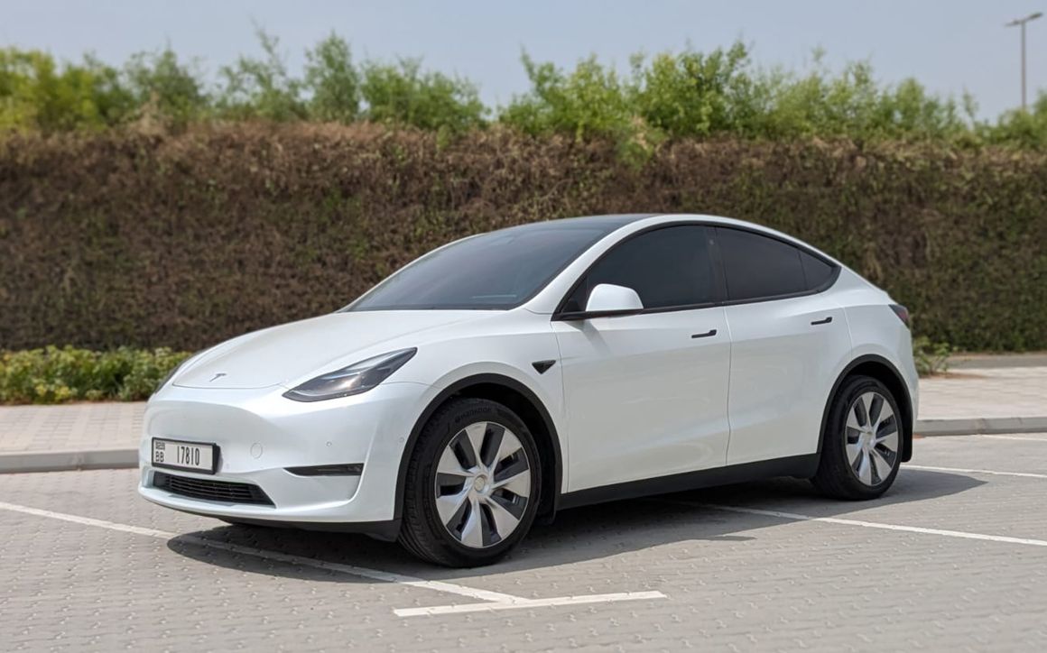 TESLA MODEL Y LONG RANGE - image 2