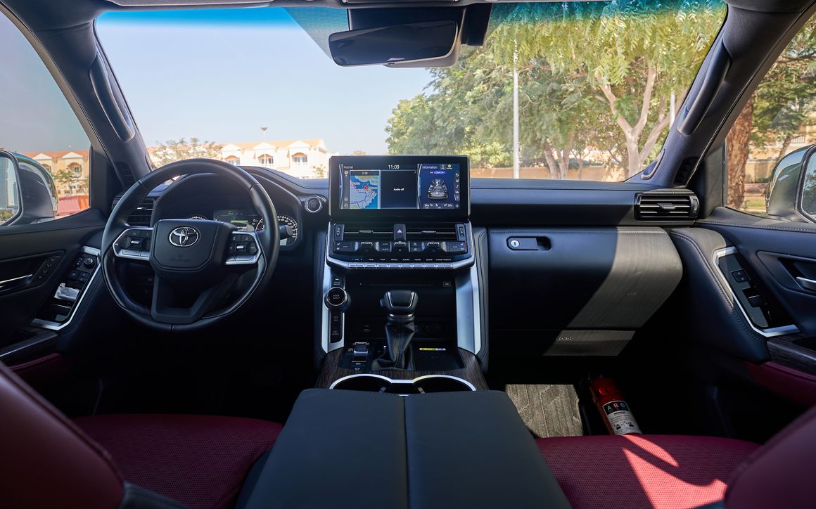 Toyota Land Cruiser - image 5