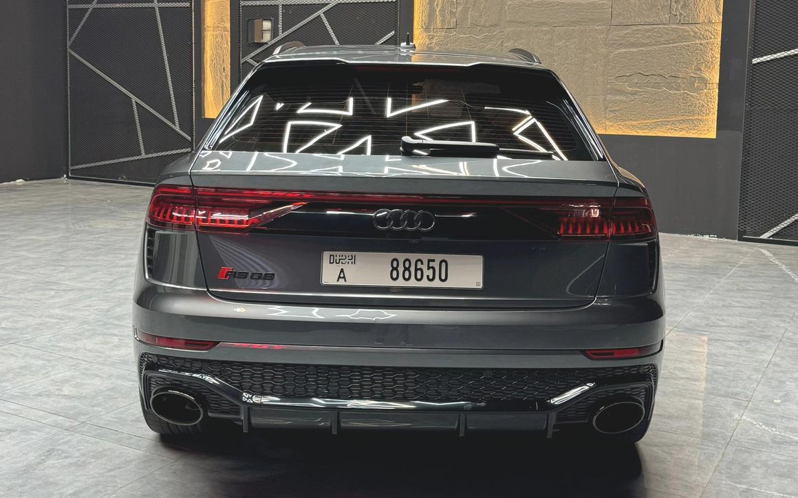 AUDI RS Q8 - image 8