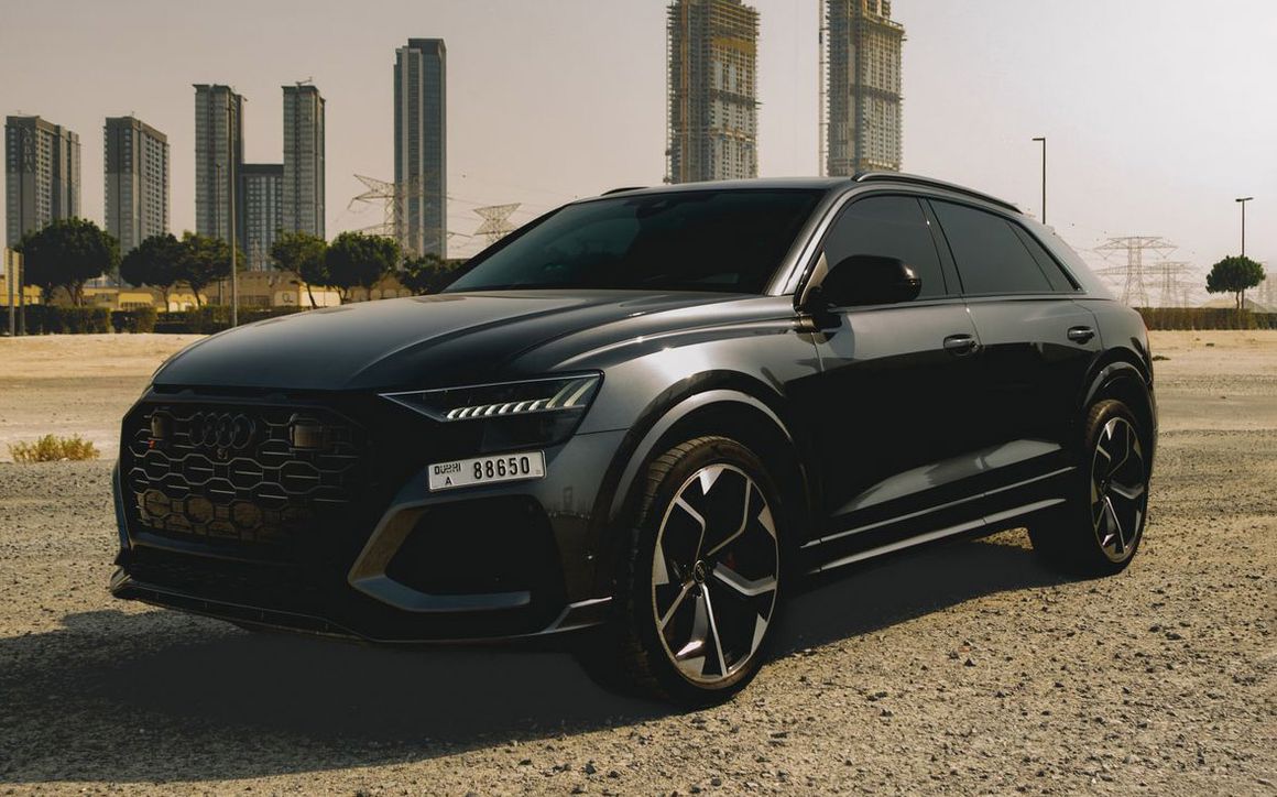 AUDI RS Q8 - image 1