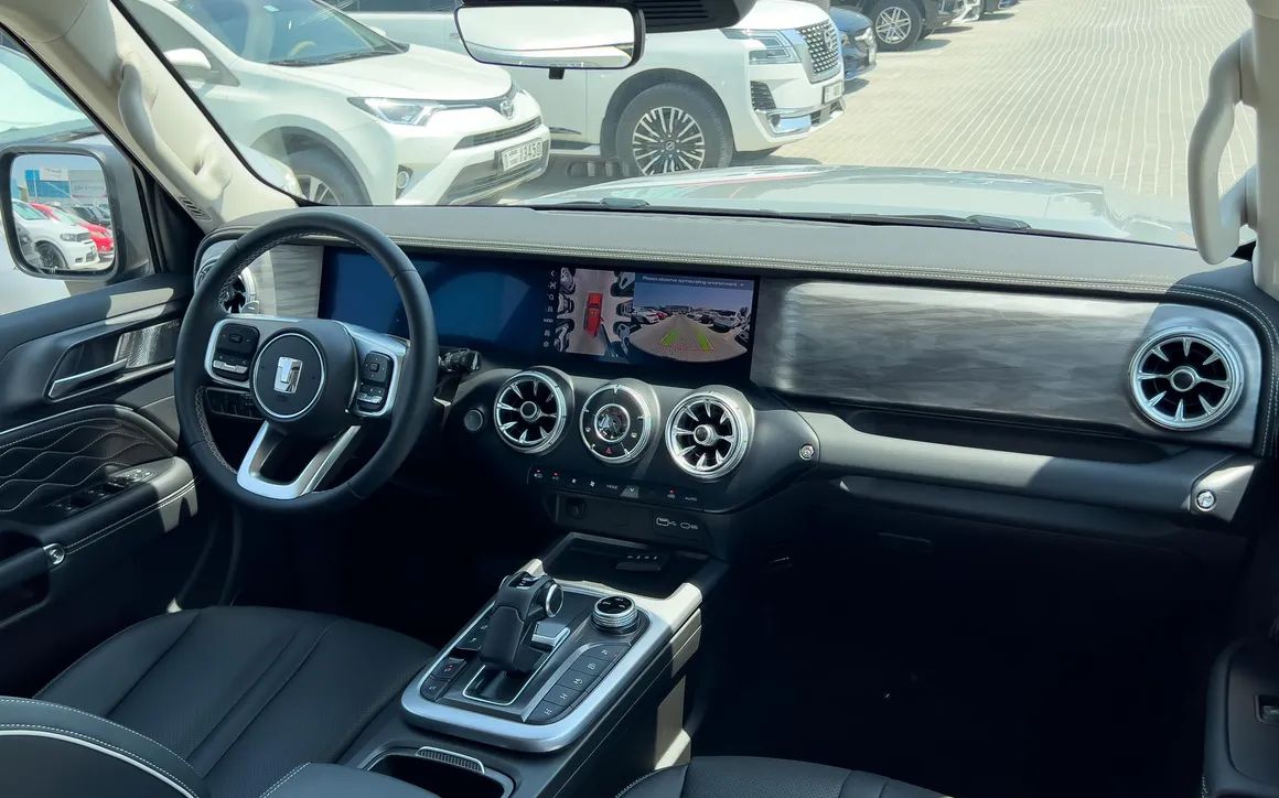 TANK 300 4WD 2.0T - image 6