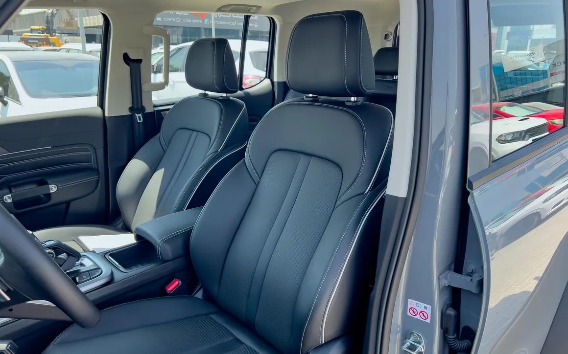 TANK 300 4WD 2.0T - image 8