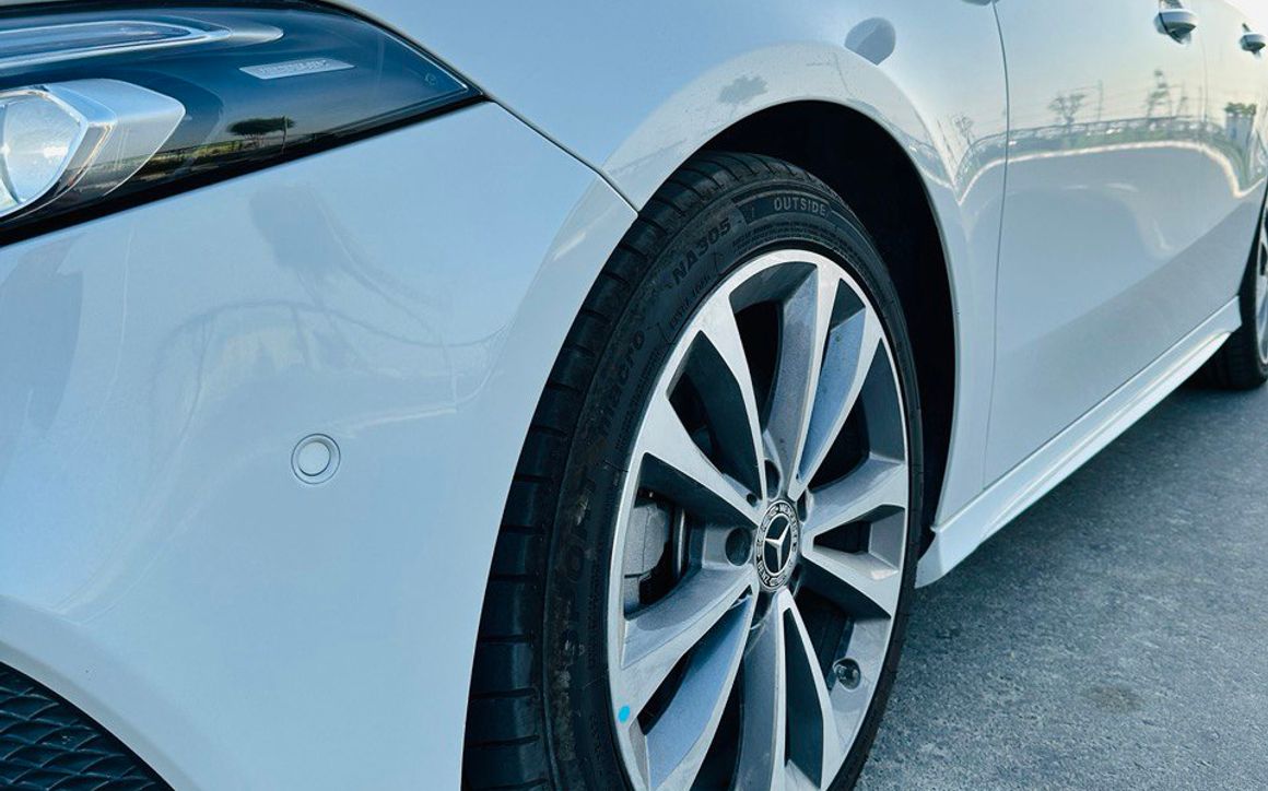 MERCEDES A220 - image 6