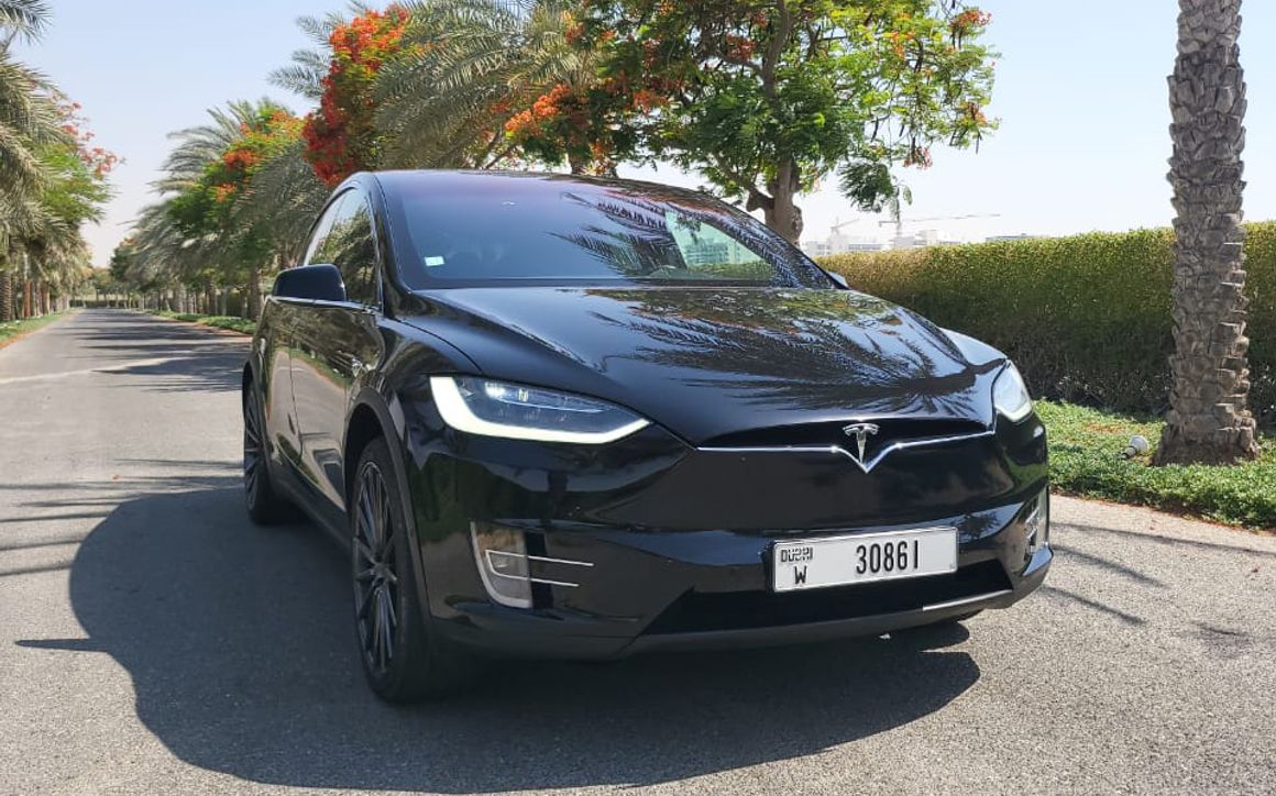 TESLA MODEL X - image 3