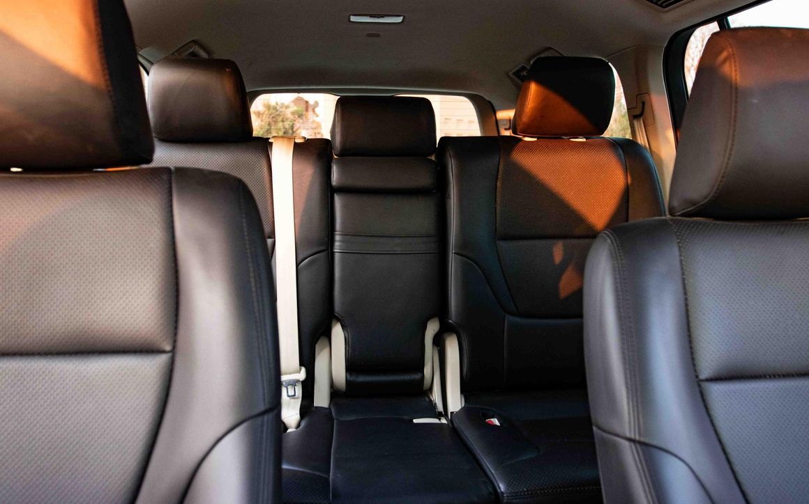 TOYOTA LAND CRUISER - image 14