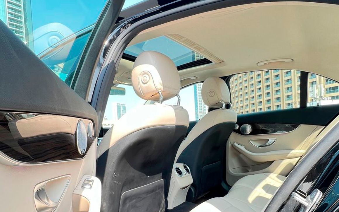 Mercedes C300 - image 5