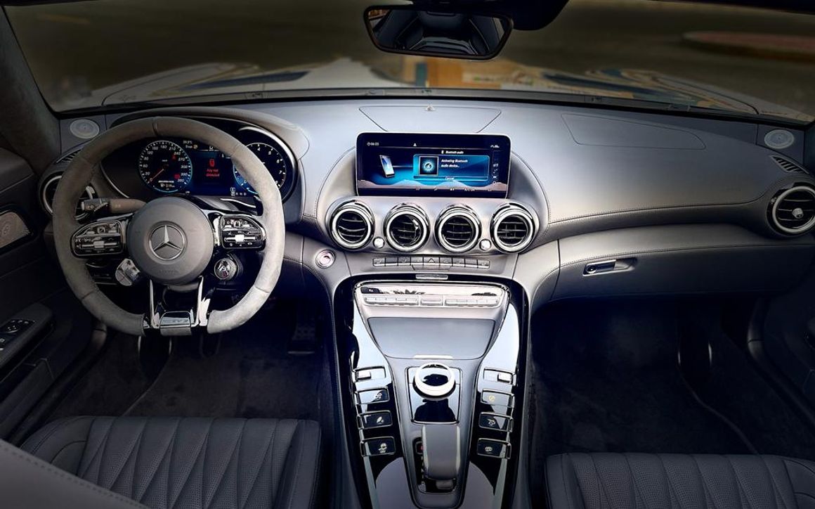 MERCEDES AMG GT - image 11