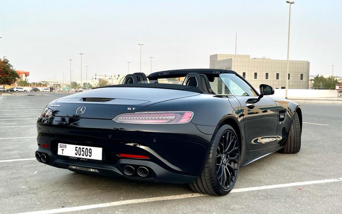 MERCEDES AMG GT - image 5