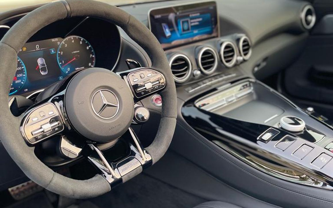 MERCEDES AMG GT - image 8