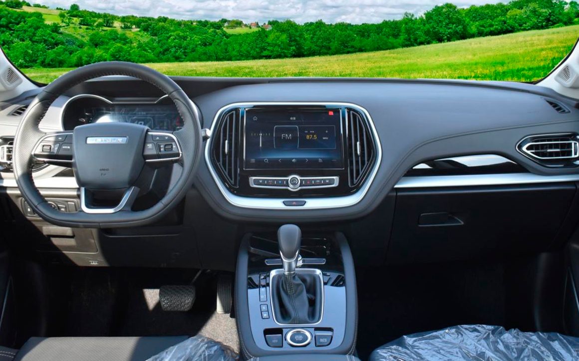 JETOUR X70 - image 4
