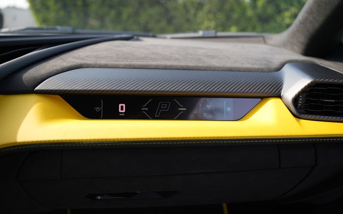 LAMBORGHINI REVUELTO - image 13
