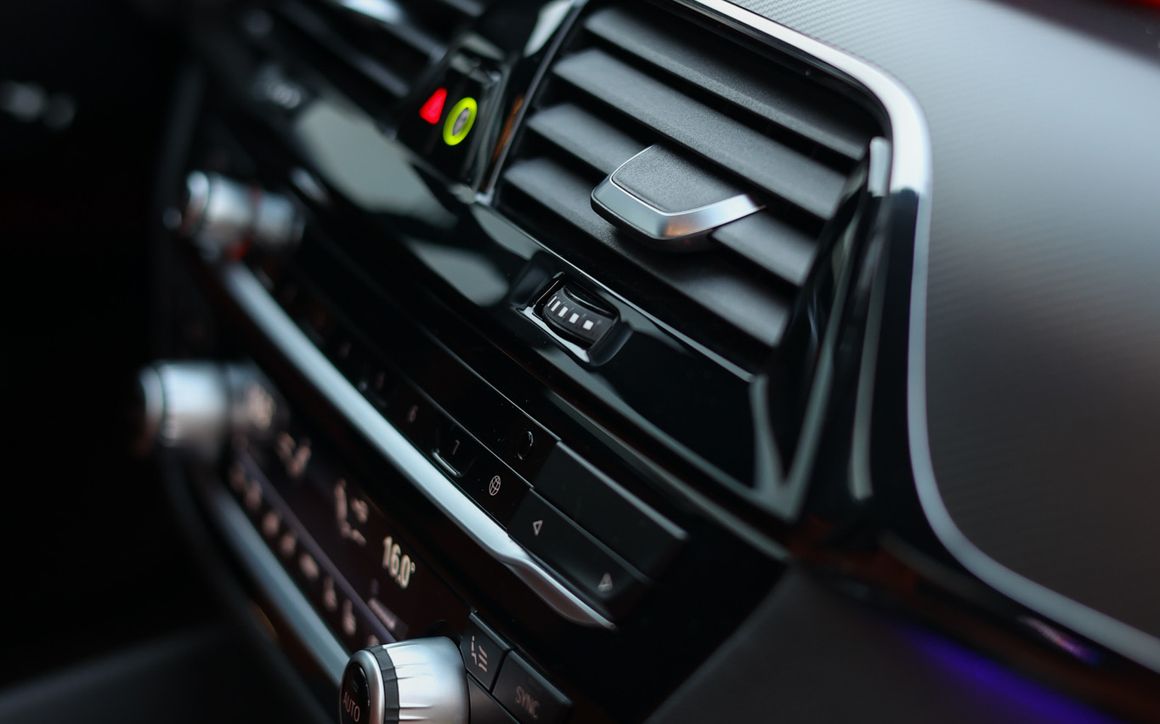 BMW M5 Competition Blue - image 21