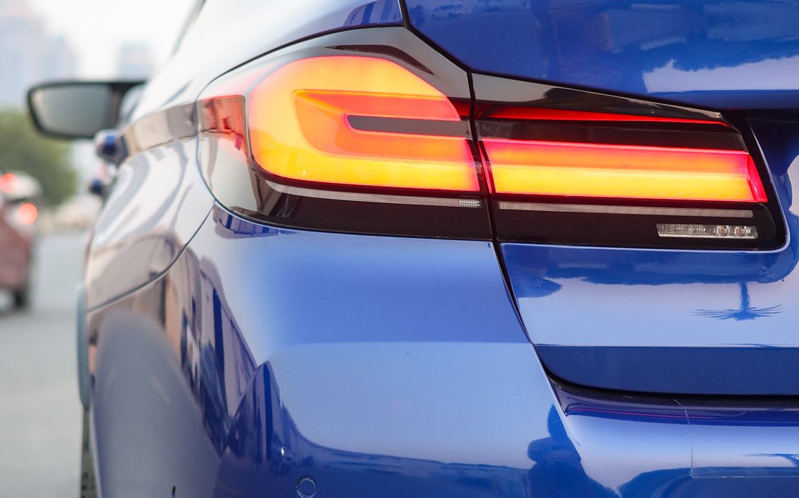 BMW M5 Competition Blue - image 11