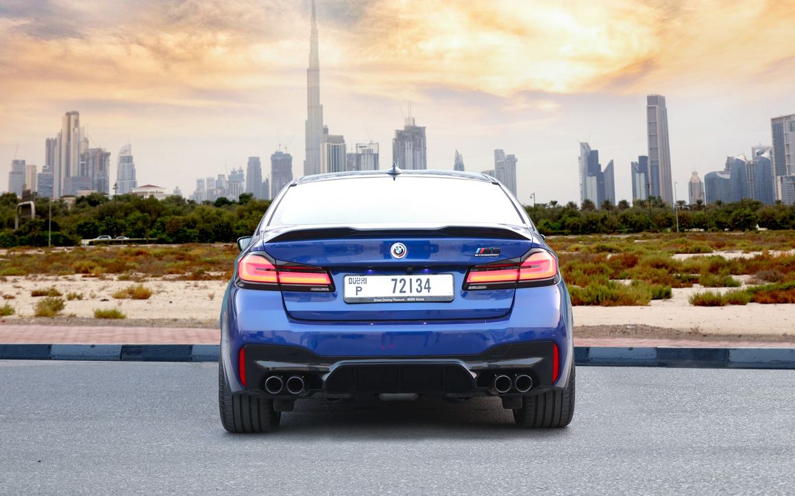BMW M5 Competition Blue - image 7