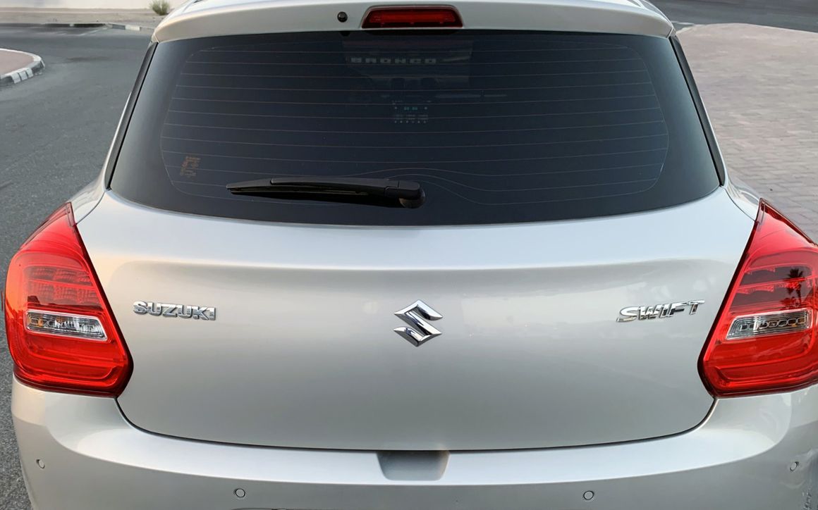 SUZUKI SWIFT - image 4