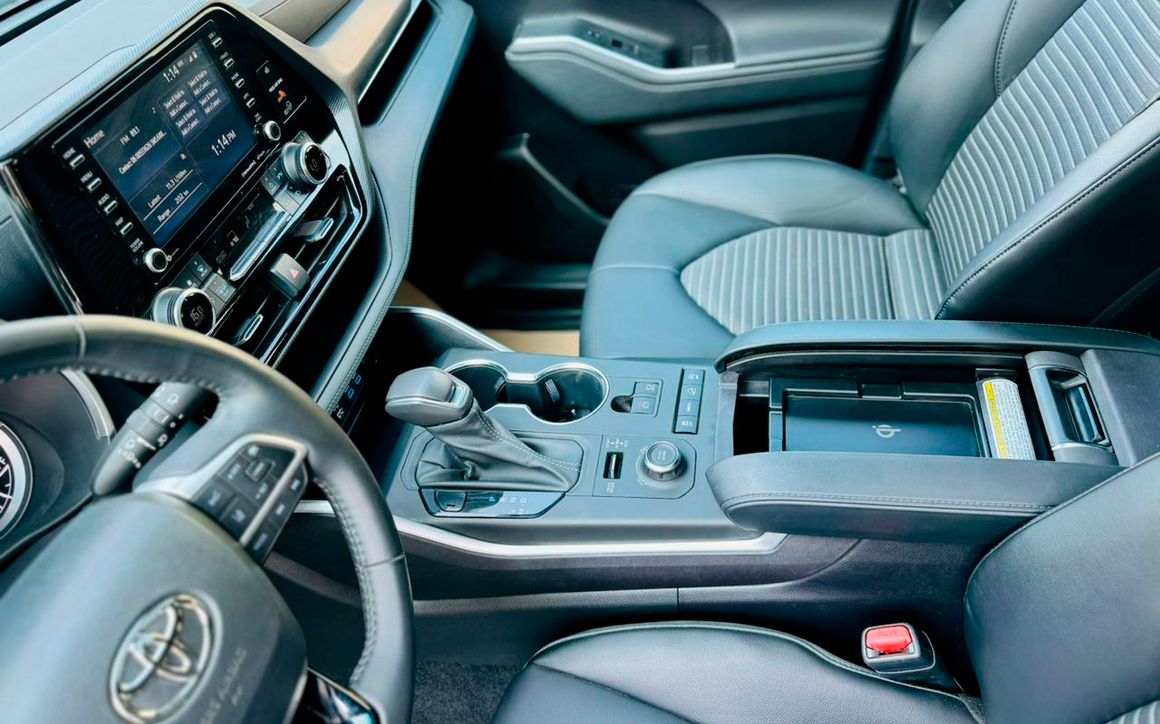 TOYOTA HIGHLANDER - image 5