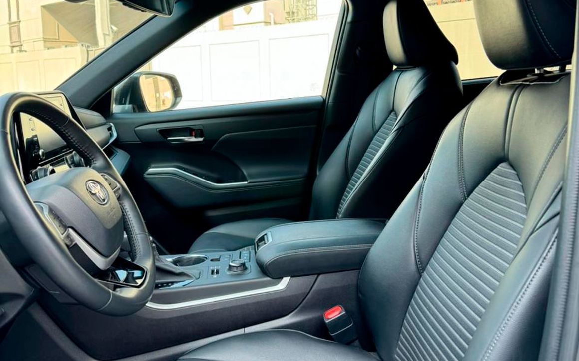 TOYOTA HIGHLANDER - image 4