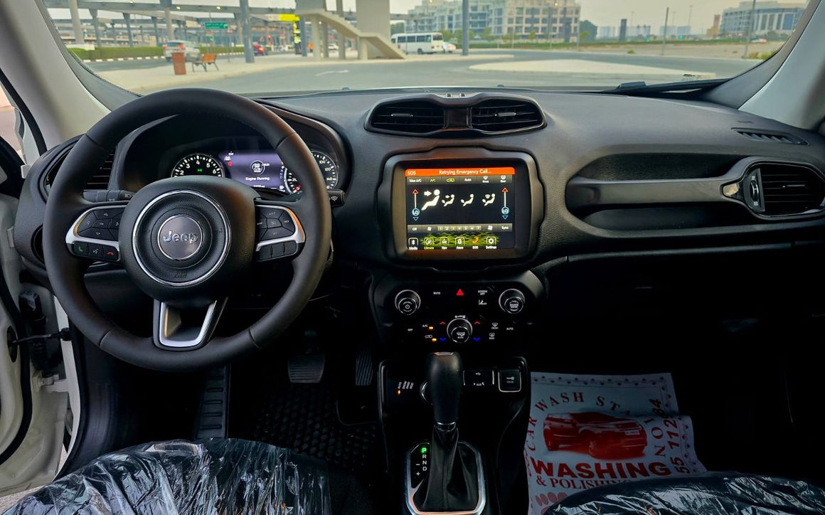 JEEP RENEGADE - image 11