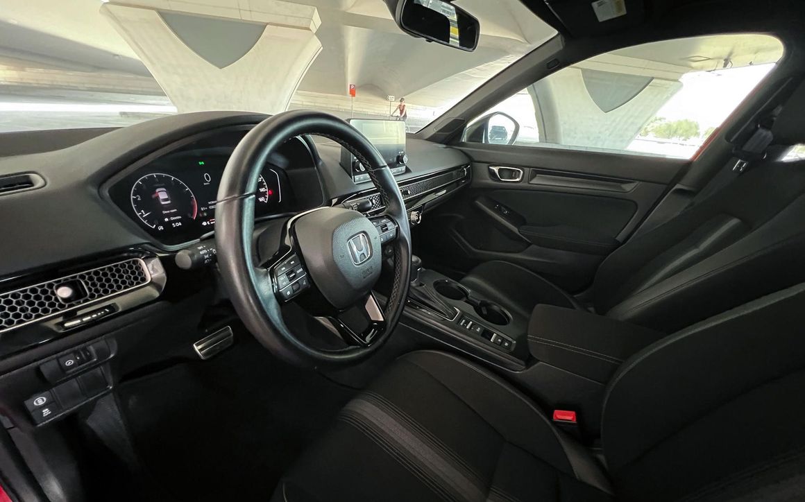 Honda Civic - image 9