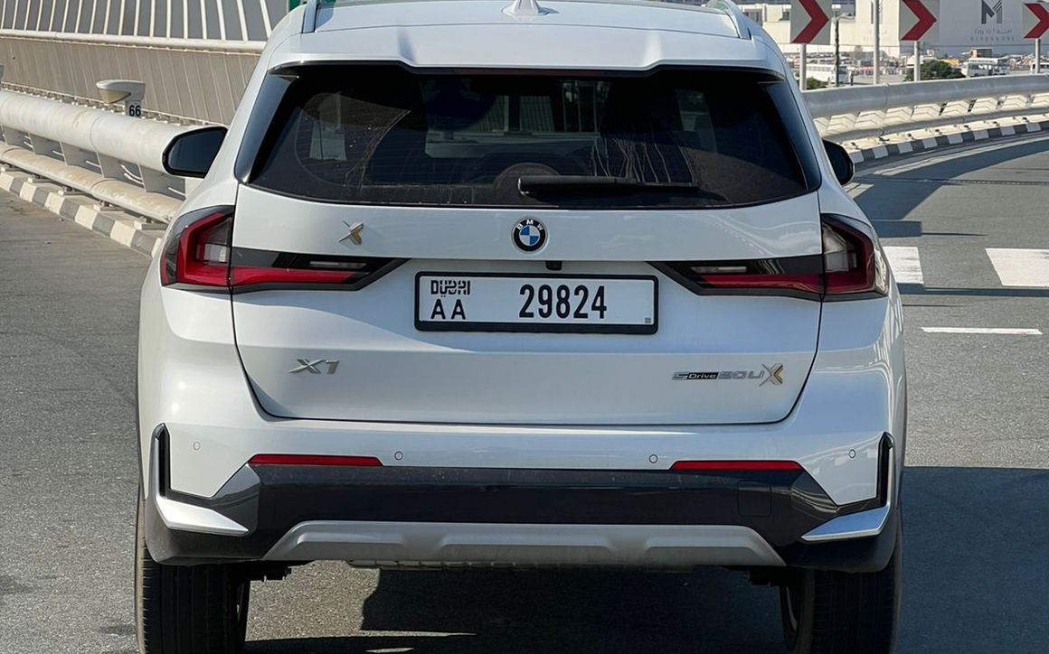 BMW X1 - image 3