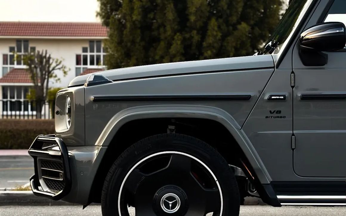 MERCEDES G63 - image 6