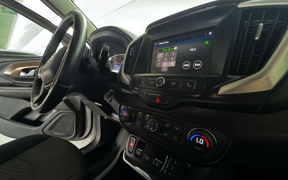 GMC Terrain - image 8