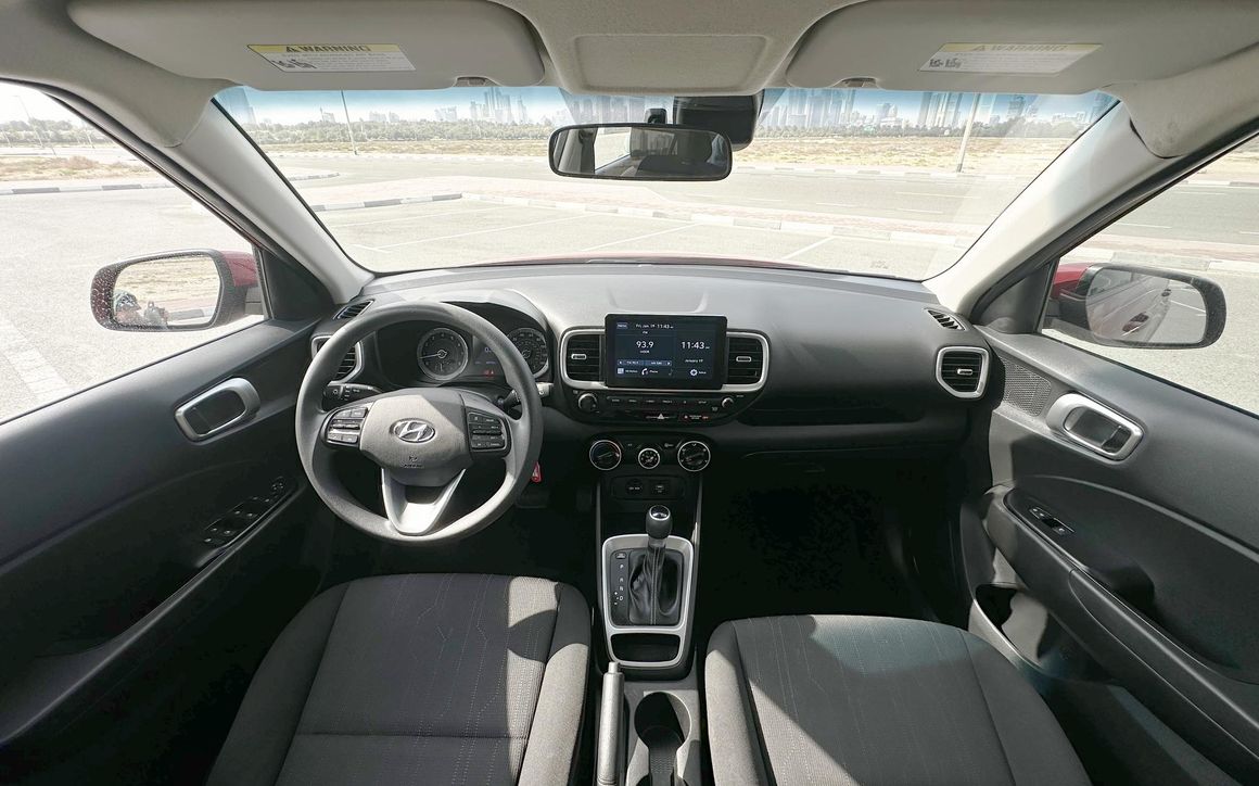 Hyundai Venue - image 5