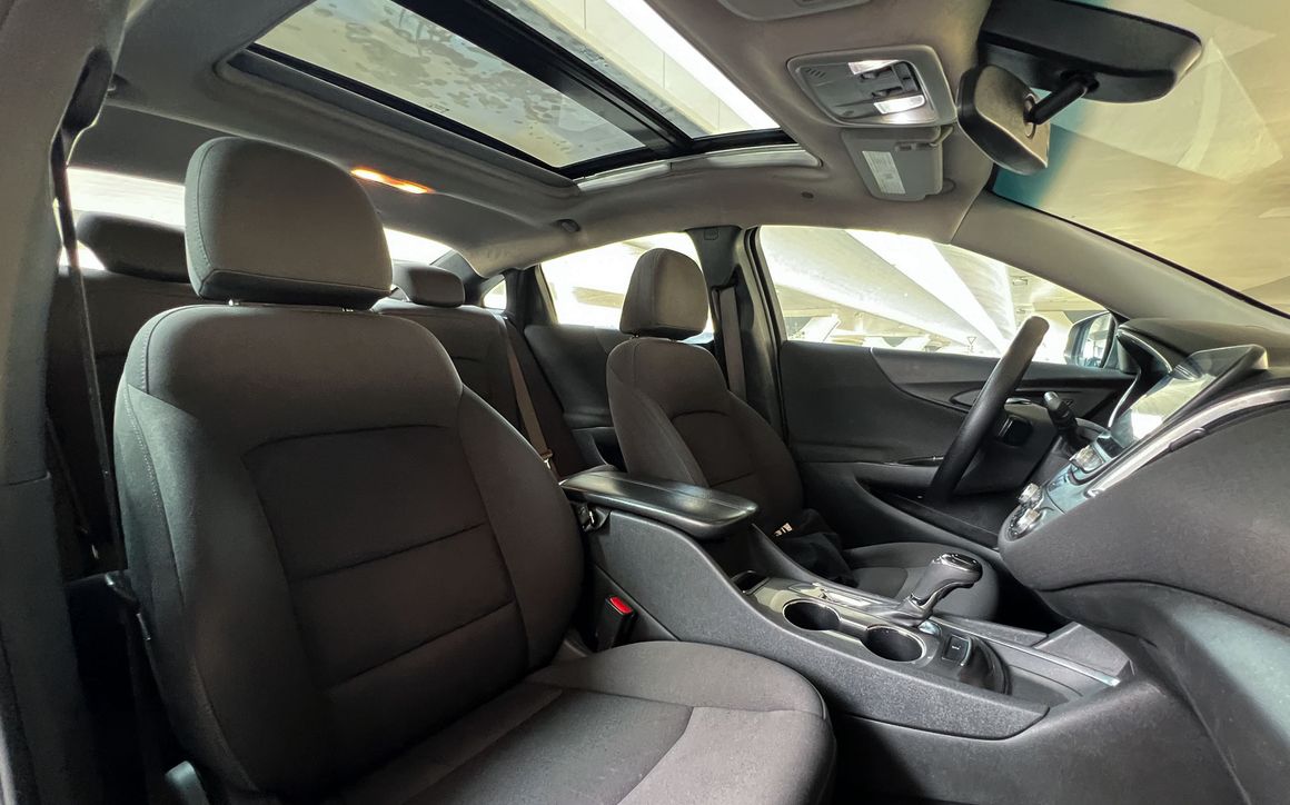 Chevrolet Malibu - image 11