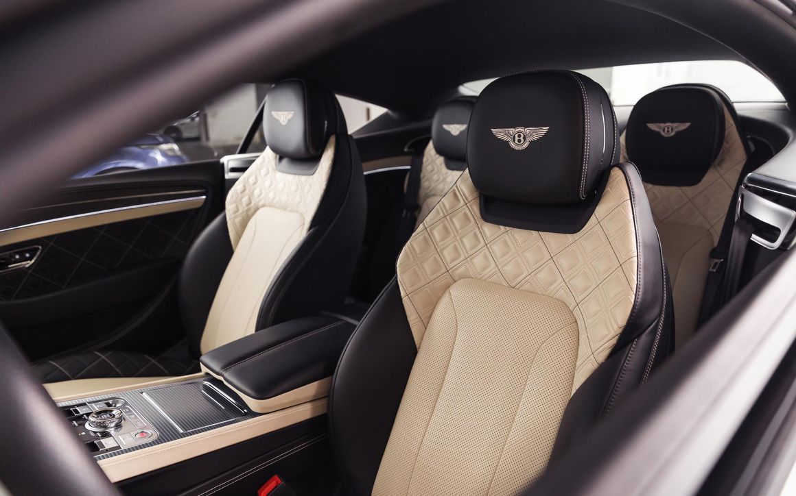 Bentley GT Gold - image 22
