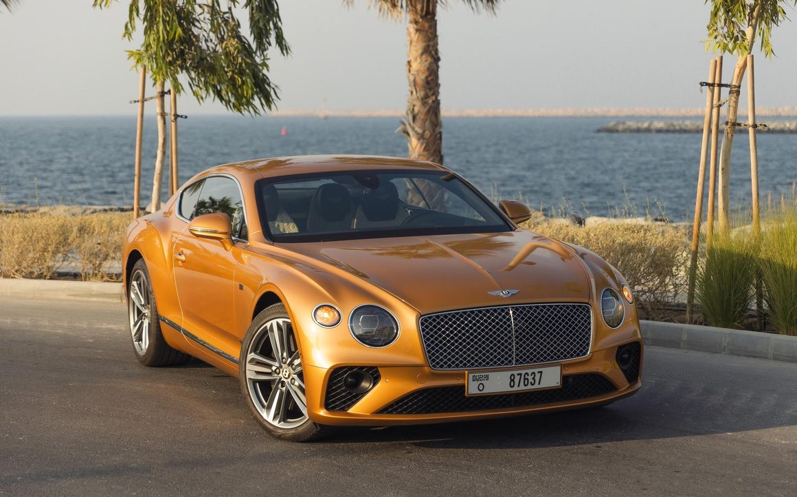 Bentley GT Gold - image 4