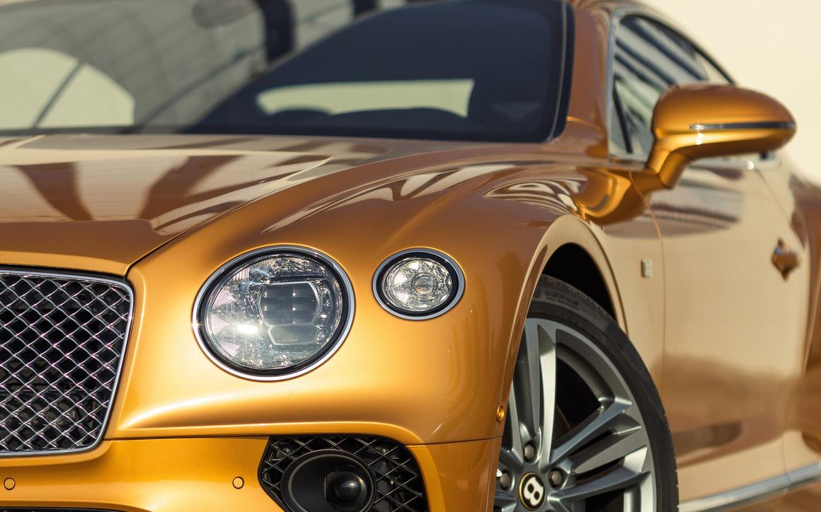 Bentley GT Gold - image 11