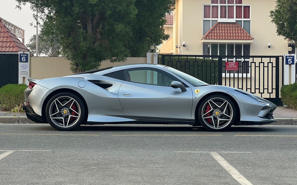 FERRARI F8 TRIBUTO - image 4