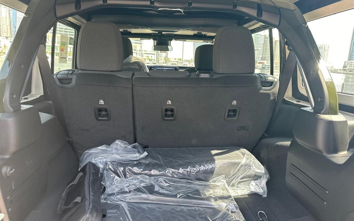 JEEP WRANGLER - image 9