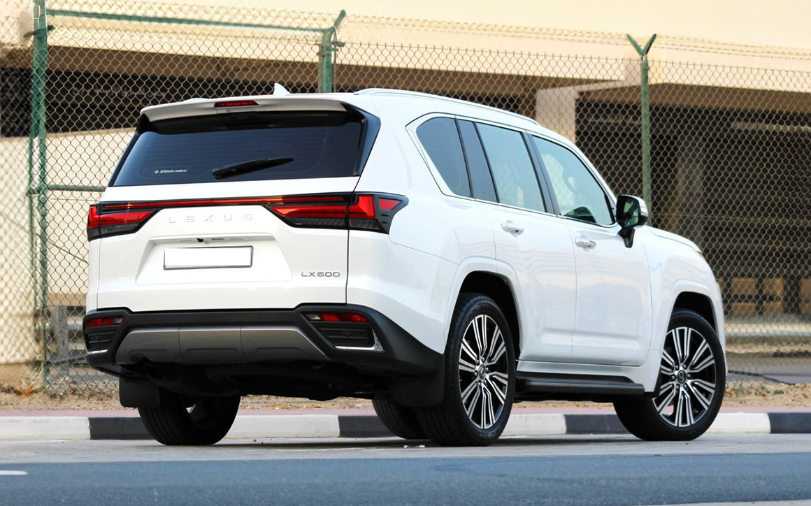 LEXUS LX 600 - image 2