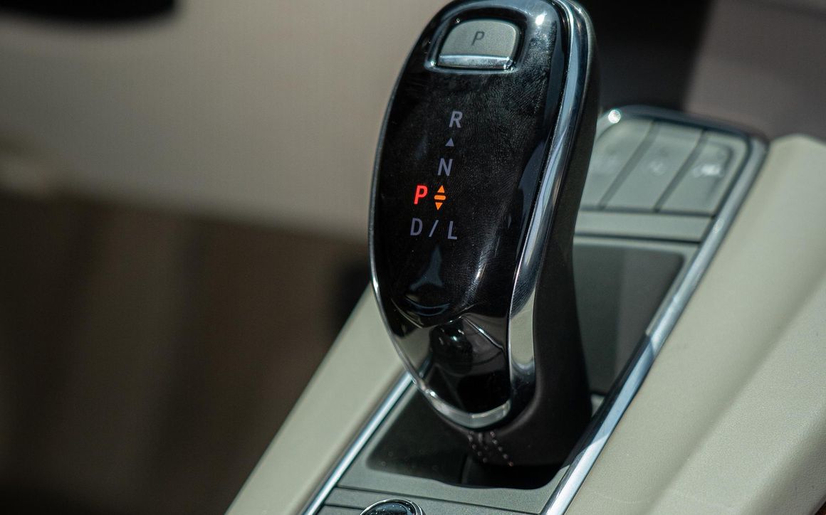 Cadillac Escalade Platinum Sport - image 9