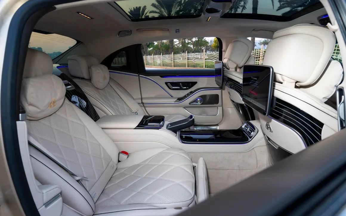 Mercedes S680 Maybach - image 13