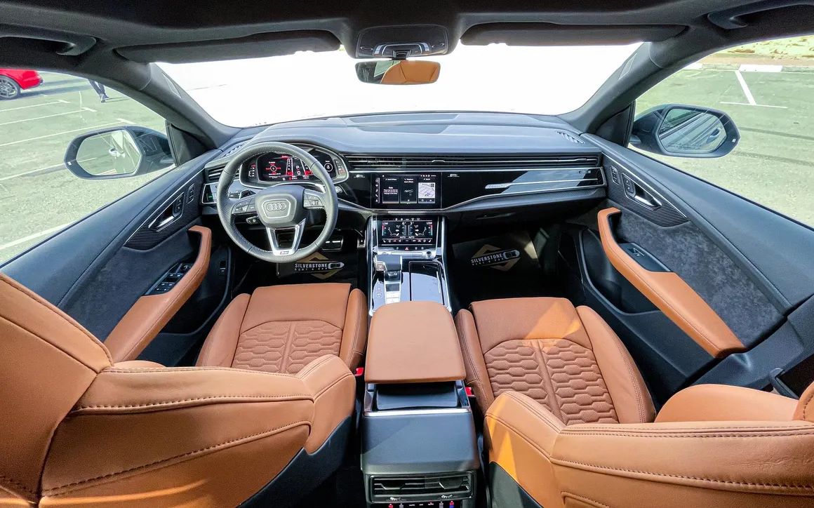 Audi RSQ8 Gray - image 12
