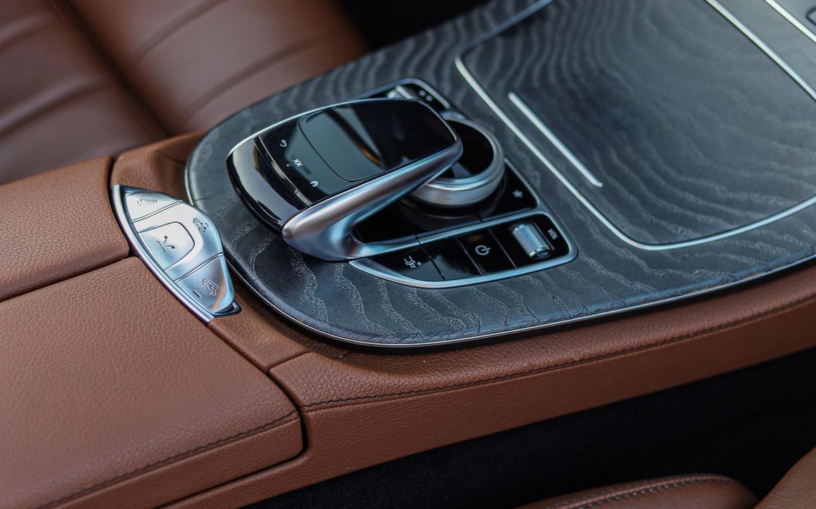 MERCEDES E450 - image 19