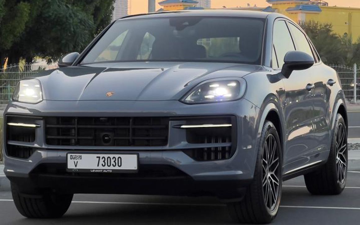 PORSCHE CAYENNE - image 1